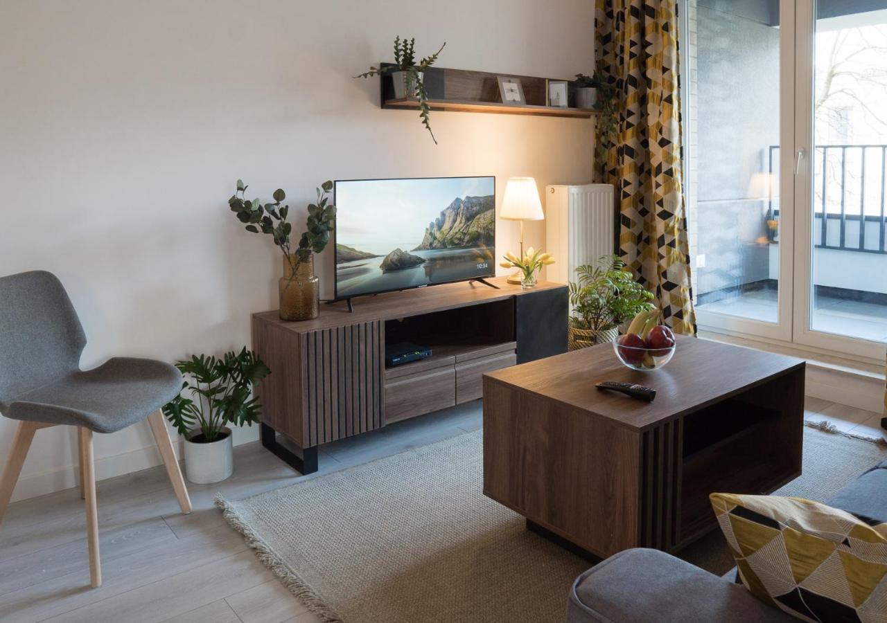 Apartament Sloneczny Kamienica Grochow With Free Parking Варшава Екстер'єр фото
