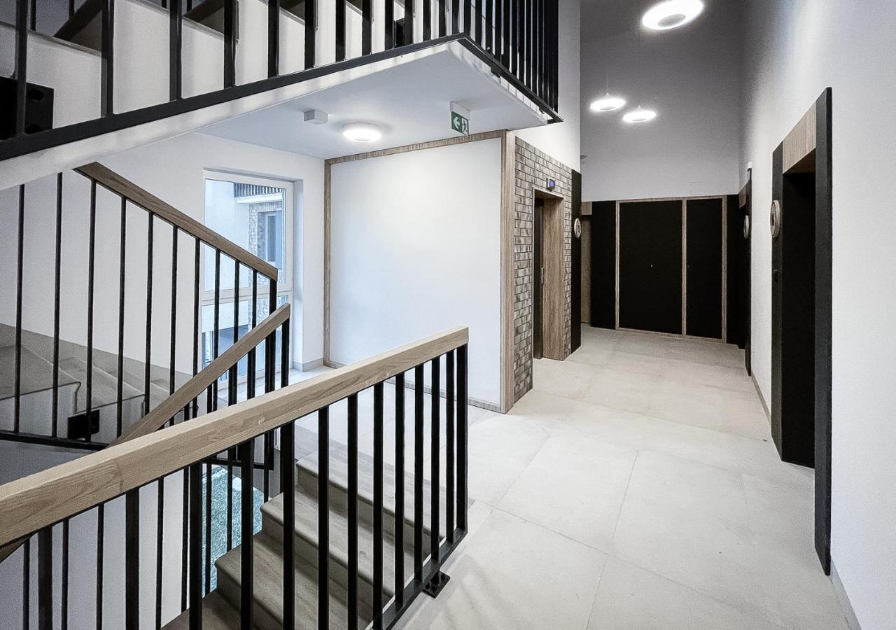 Apartament Sloneczny Kamienica Grochow With Free Parking Варшава Екстер'єр фото